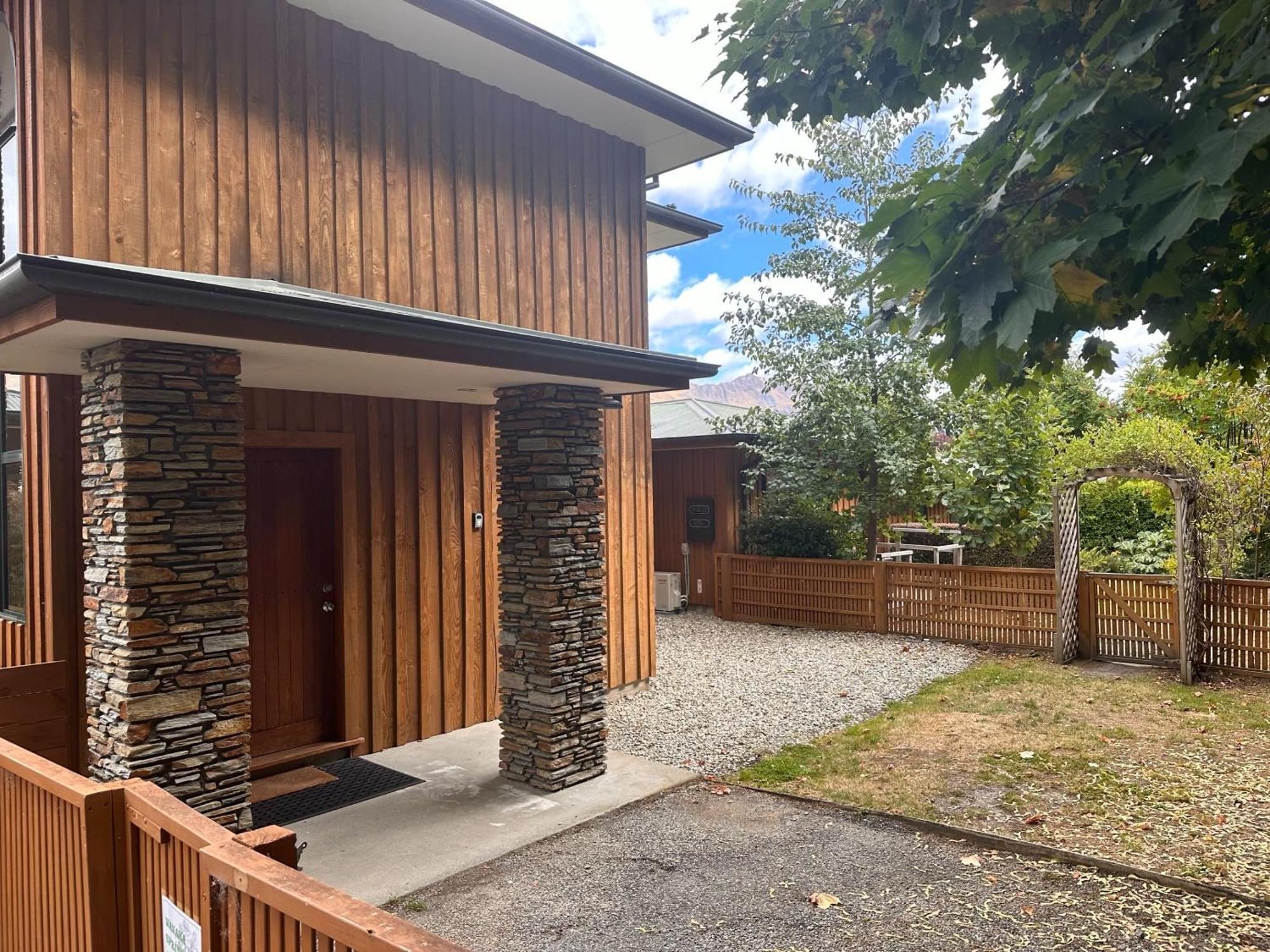Wanaka Springs Lodge Kültér fotó